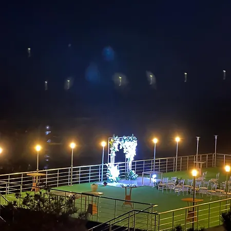 Ξενοδοχείο με διαμερίσματα Maristella Marine Residense Οδησσός