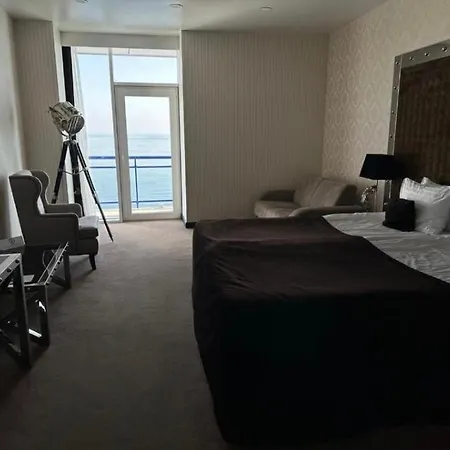 Ξενοδοχείο με διαμερίσματα Maristella Marine Residense 4*