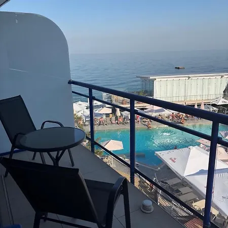 Ξενοδοχείο με διαμερίσματα Maristella Marine Residense Οδησσός